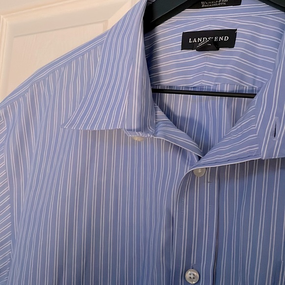 Men’s Lands’ End Button Down Dress Shirt - Picture 3 of 3